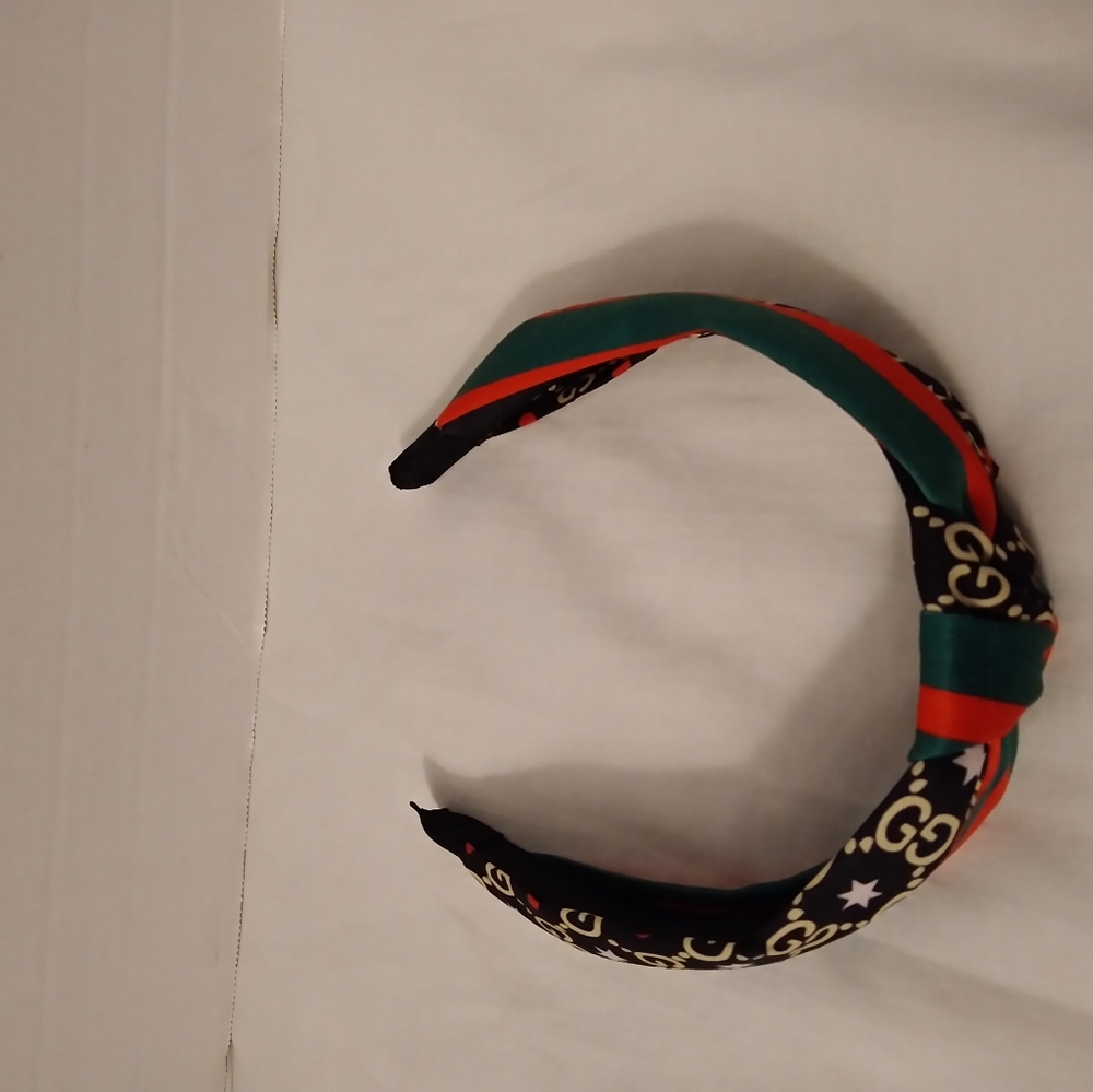 Stylish Green and Red Pattern Headband - Picture 4 of 4